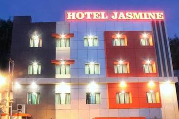 ホテル Yasmin