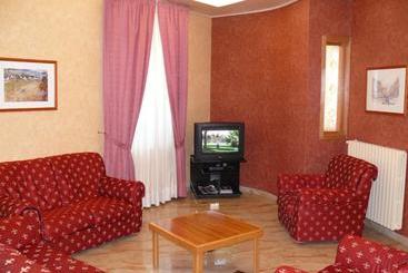 ホテル Albergo Casa Del Pellegrino