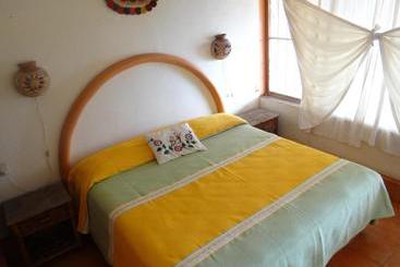 هتل Casa Adriana