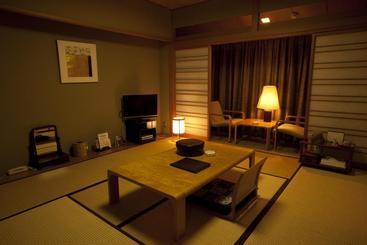 هتل Yuzawa Grand