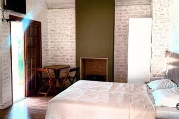 펜션 Pousada água Da Mina