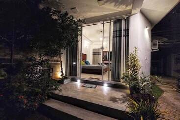 酒店 Chen Villa   Near Airport