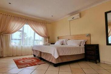 Отель Asda Guesthouse