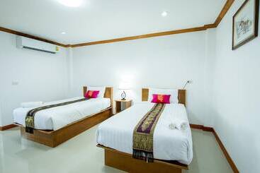 Thatphanom View Hotel Nakhon