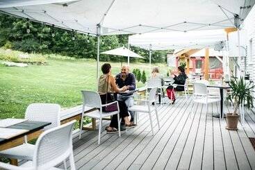 فندق Craftsbury Farmhouse