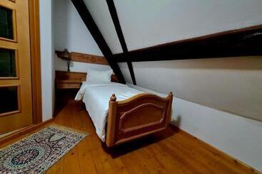 펜션 Armenopolis Adults Only