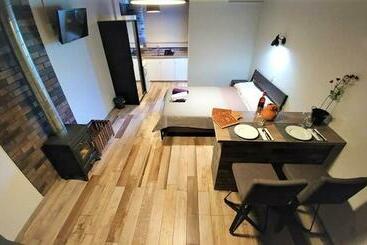 پانسیون Perneia Rooms