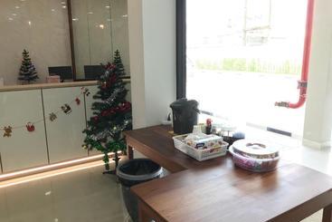 هتل Klongyai Center