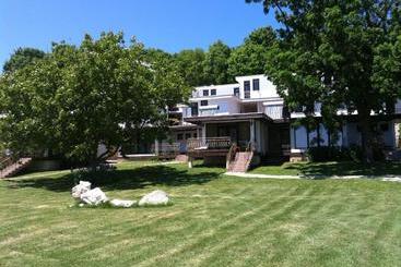 渡假胜地 Rusalka Holiday Village