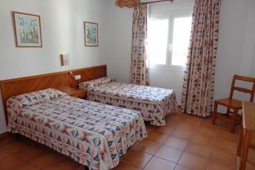 Apartamentos Los Pinares Benet