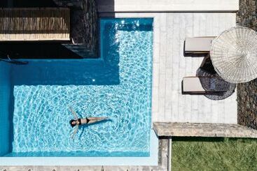 渡假胜地  Phāea Blue