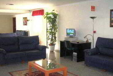 Отель Avenida De Canarias