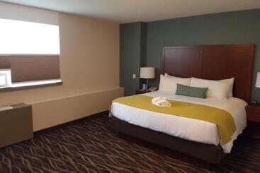 Best Western Plus Durham Hotel & Conference Centre