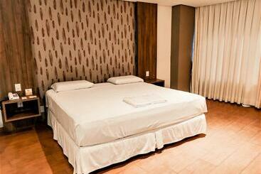 فندق Continental Inn