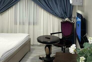 شقة فندقية شقق المربعة للشقق المخدومة