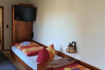 Общежитие Gasthof Alte Fischerhutte