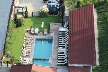 فندق Aqua Varvara