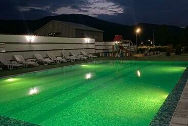 فندق Maribel Spa