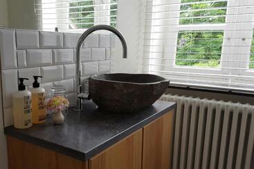 Пансион Vakantiewoning Guesthouse Momo