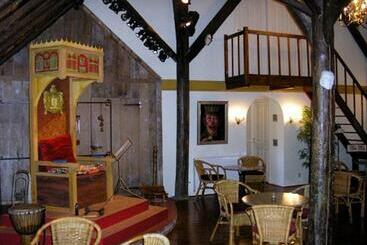 مبيت وإفطار Theaterherberg