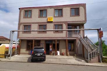 Alex Hotel In Shinuhayr