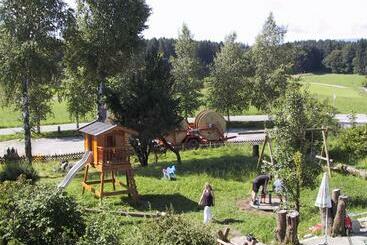 ホテル Alpenblick Weibhausen