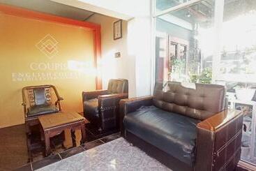 فندق Oyo 3012 Coupis Residence