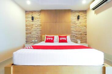 هتل Oyo 926 Sydney Resort