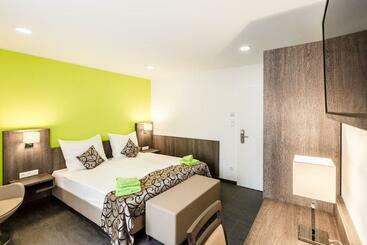 펜션 Deluxe Haus Glessen   Zentral Zu Köln!