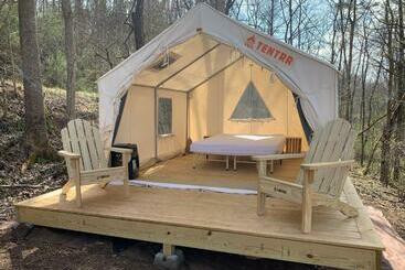 فندق صغير Tentrr - Flowing Brook Signature Site