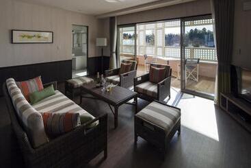 リゾートホテル Koyarunosato Doggys Island