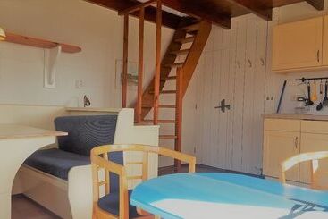 منتجع Recreatiebedrijf De Koevoet