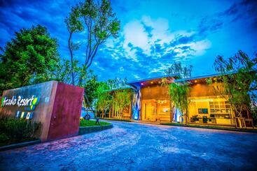 בית מלון כפרי Arcadia Resort