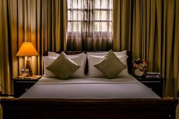 בית מלון כפרי Blue Bird