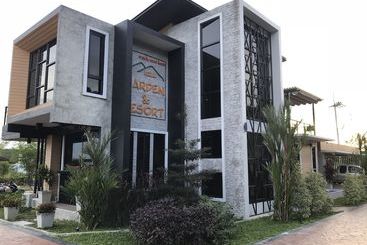 Hotel The Loft House Garden & Resort