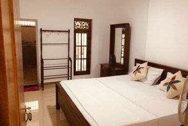 Пансион Kandy Home Stay Villa