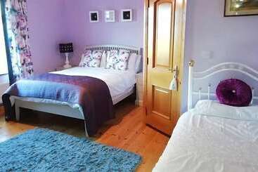 Tig Na Coille B&b Country House