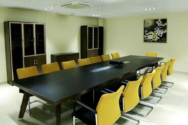 Bmk House Apartments