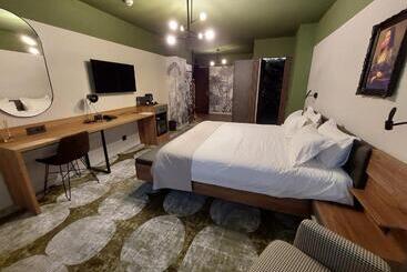 هتل Bucharest Comfort Suites