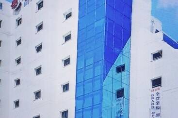 ホテル Insadong Crown