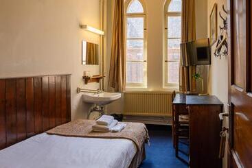 בית מלון כפרי Monasterium Poortackere