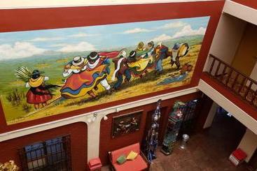 هتل Hostel Sillustani Inn Puno