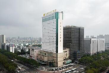 Maison New Century Hotel Ningbo