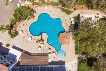 آپارتمان Narcissos Waterpark Resort