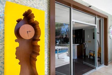 The Rockley By Ocean Hotels   Breakfast Included