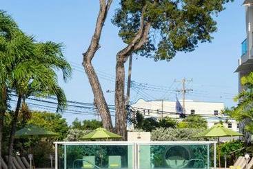 The Rockley By Ocean Hotels   Breakfast Included