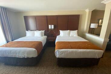 호텔 Comfort Suites Midland West