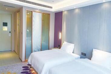 Lavande Hotel Ordos Ejinholo Street