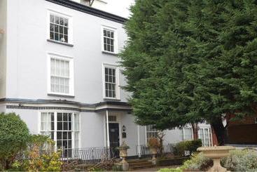 Number 18 Apartments