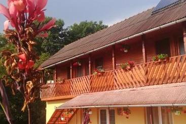 ペンション Kinga Vendégház